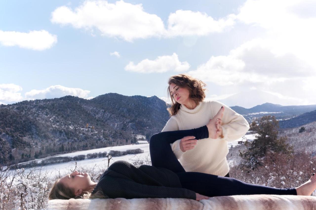 Wanderer Studio, An Off Grid Mountain Guest Studio With Fantastic Views Glenwood Springs Ngoại thất bức ảnh